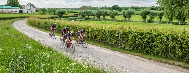 Fietsers op de Geuze Gravelroute