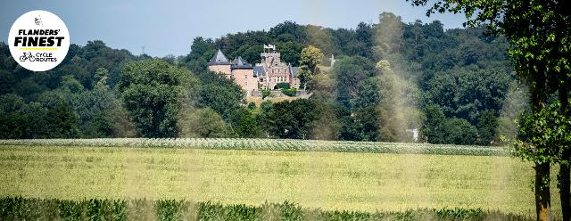 Zicht op het kasteel van Gaasbeek